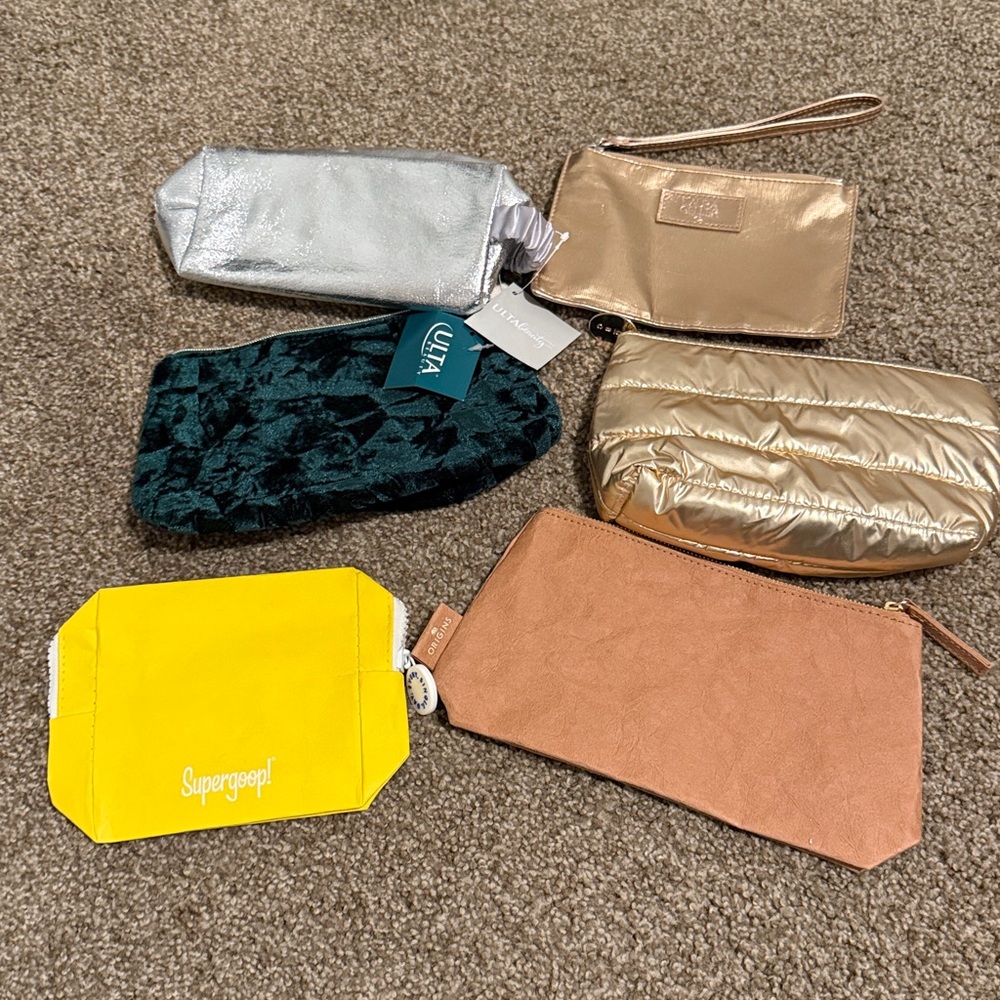Set of 6 Cosmetic Bags